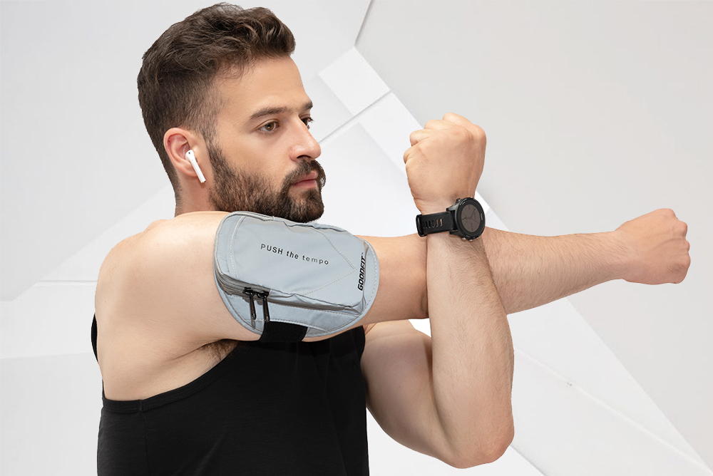 Túi đeo điện thoại chạy bộ Armband GoodFit GF210RA Túi đeo điện thoại chạy bộ Armband GoodFit GF210RA