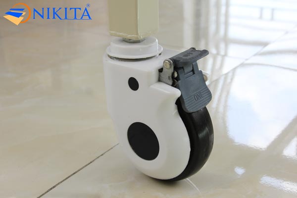 Hệ thống bánh xe giường y tế 2 tay quay Nikita Hệ thống bánh xe giường y tế 2 tay quay Nikita