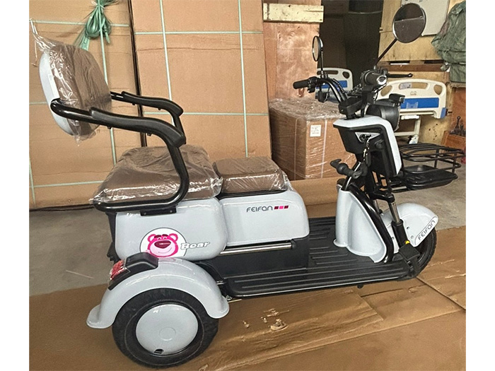 Xe lăn điện màu xám Xe lăn điện màu xám