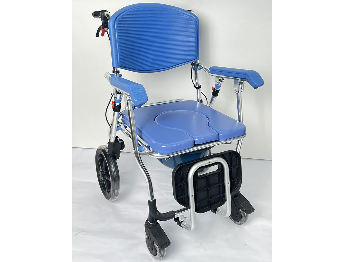 Xe lăn tắm có bô đa năng GBM 019 Xe lăn tắm có bô đa năng GBM 019